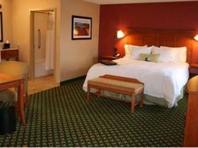 Hotel Hampton & East 3*