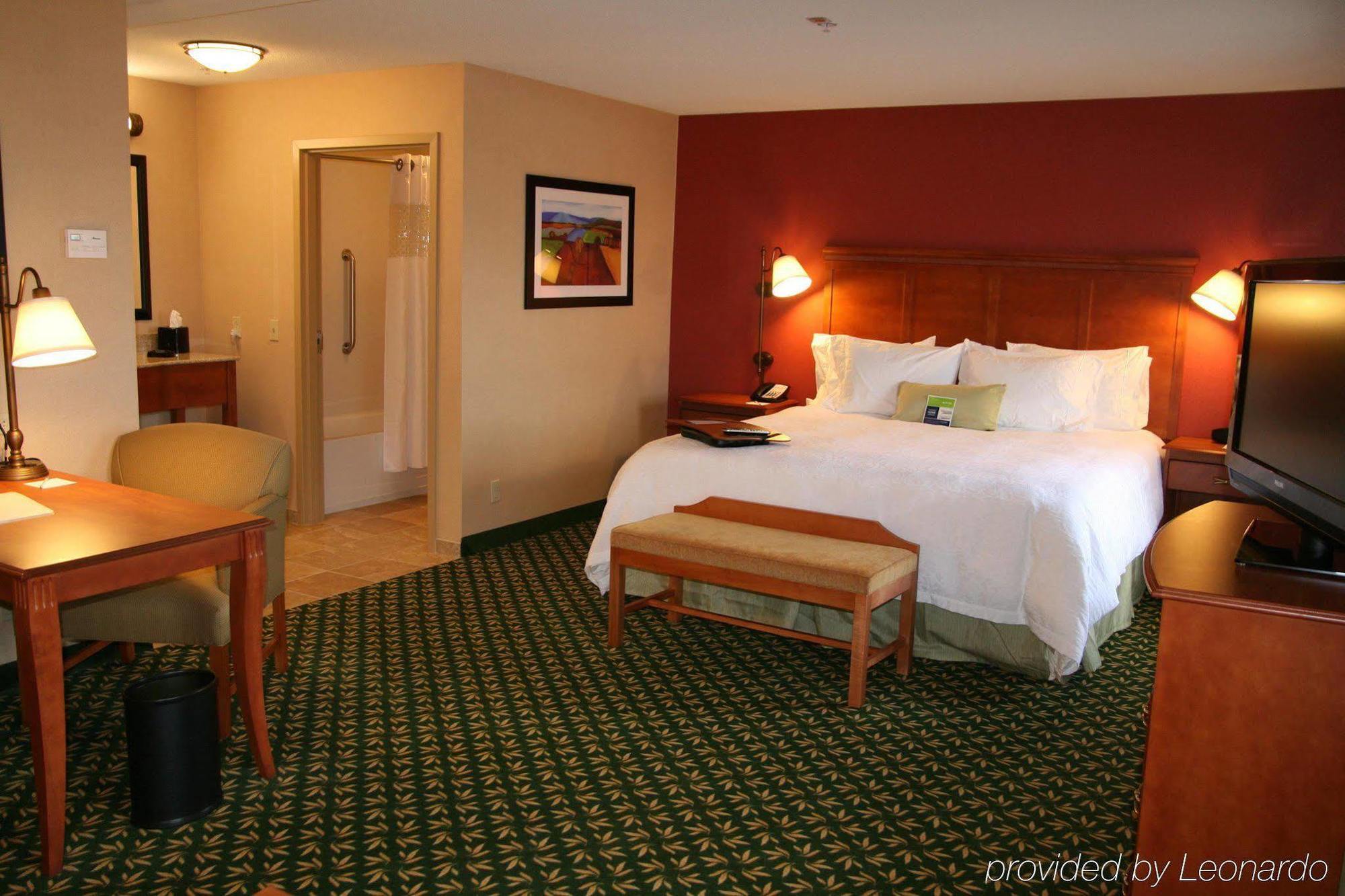 Hampton & East 3* Tucson
